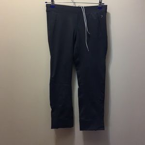 Victoria’s Secret Running/Train leggings Size XS